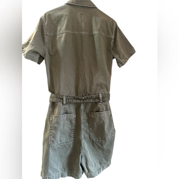 Brand new Gap Women’s Utility Romper. Women’s size Large, Tall. - Picture 6 of 8